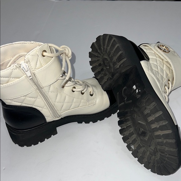 GBG Los Angeles Quilted Combat Boots - Black and Cream - Picture 8 of 9